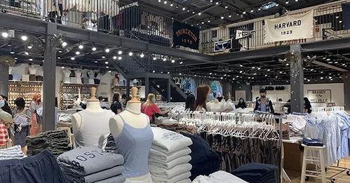 bm网红店帅哥,魅力四溢，人气爆棚的时尚新宠”